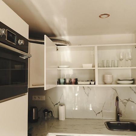 Royal Opletalova Apartment Прага Экстерьер фото